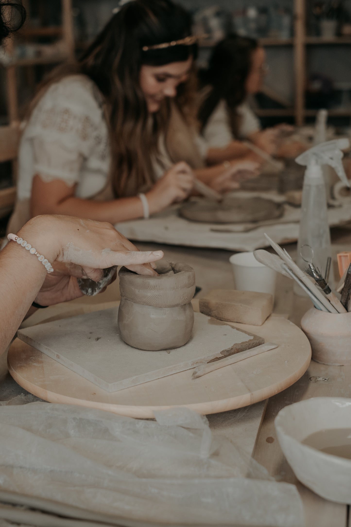 atelier claro (4 sessões) | atelier de cerâmica